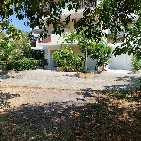 Апартаменты Lelegianni Studios And *