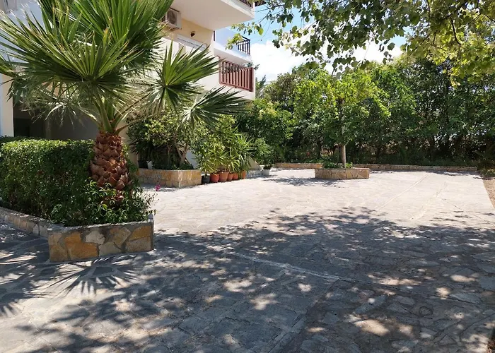 Appartamento Lelegianni And