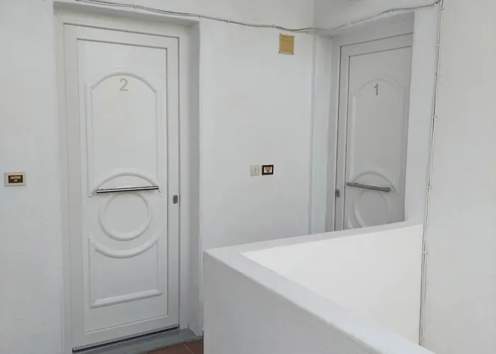 Lelegianni And * Psakoudia